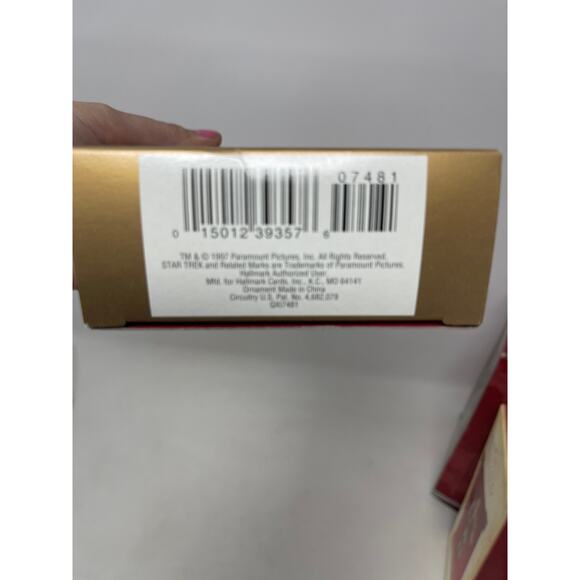 HALLMARK STAR TREK 1997 USS U.S.S. DEFIANT MAGIC KEEPSAKE CHRISTMAS ORNAMENT - Picture 6 of 6